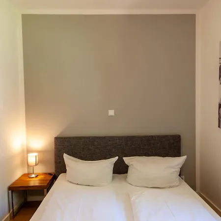 Hexenwerk Mit Balkon *