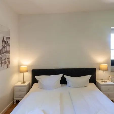 Hexenwerk Mit Balkon